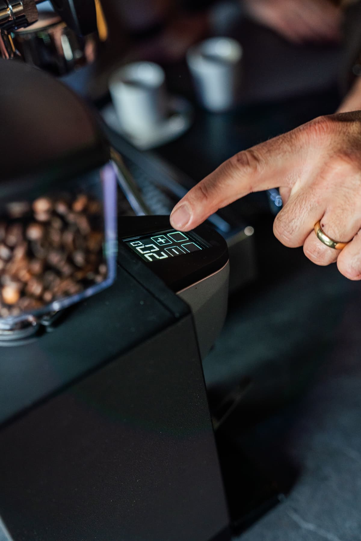 Kaffeemühlen: Konisch vs. Scheibe – Dein Guide